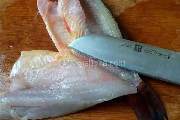 這方法切魚片剔魚骨，成功率100%！