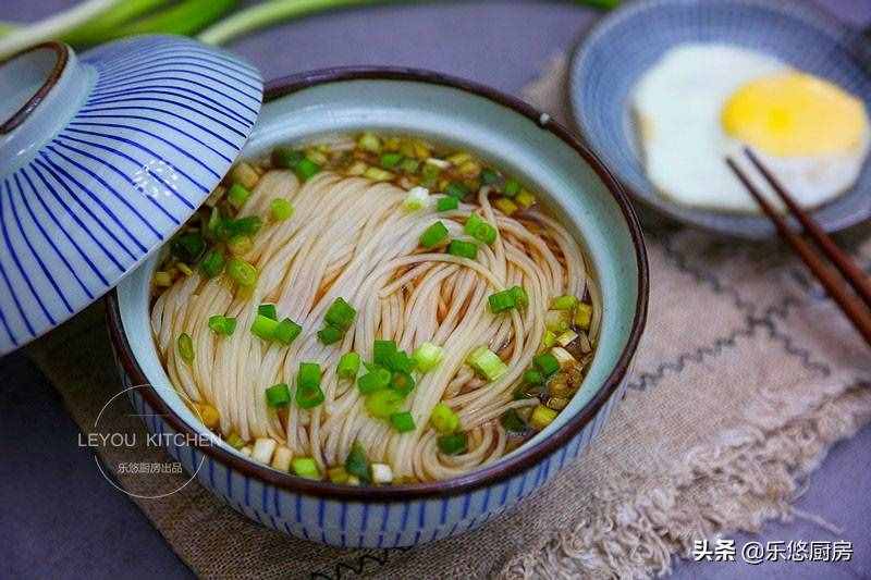 8種熱湯面做法，吃一口面，喝一口湯，秋冬季節(jié)不怕冷