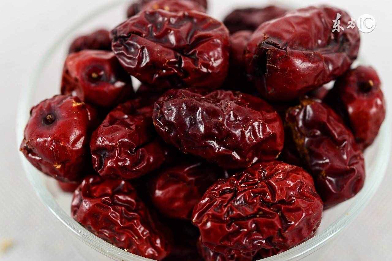 胃病別再吃藥啦，這5個(gè)食療方，馬上緩解胃痛