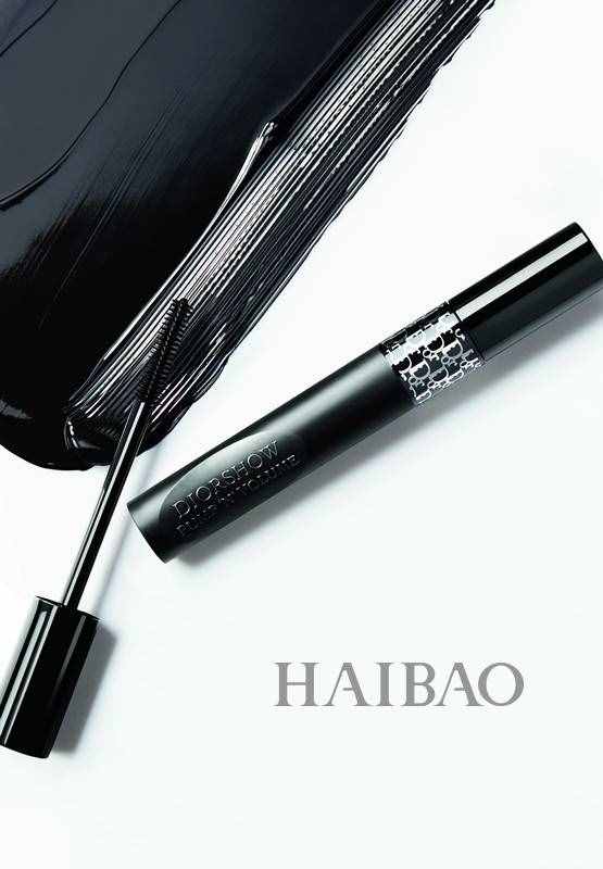 迪奧(Dior) 推出全新眼部彩妝產(chǎn)品Diorshow，天才眼線筆、艷盈密睫毛膏讓你隨心所欲演繹各種色彩