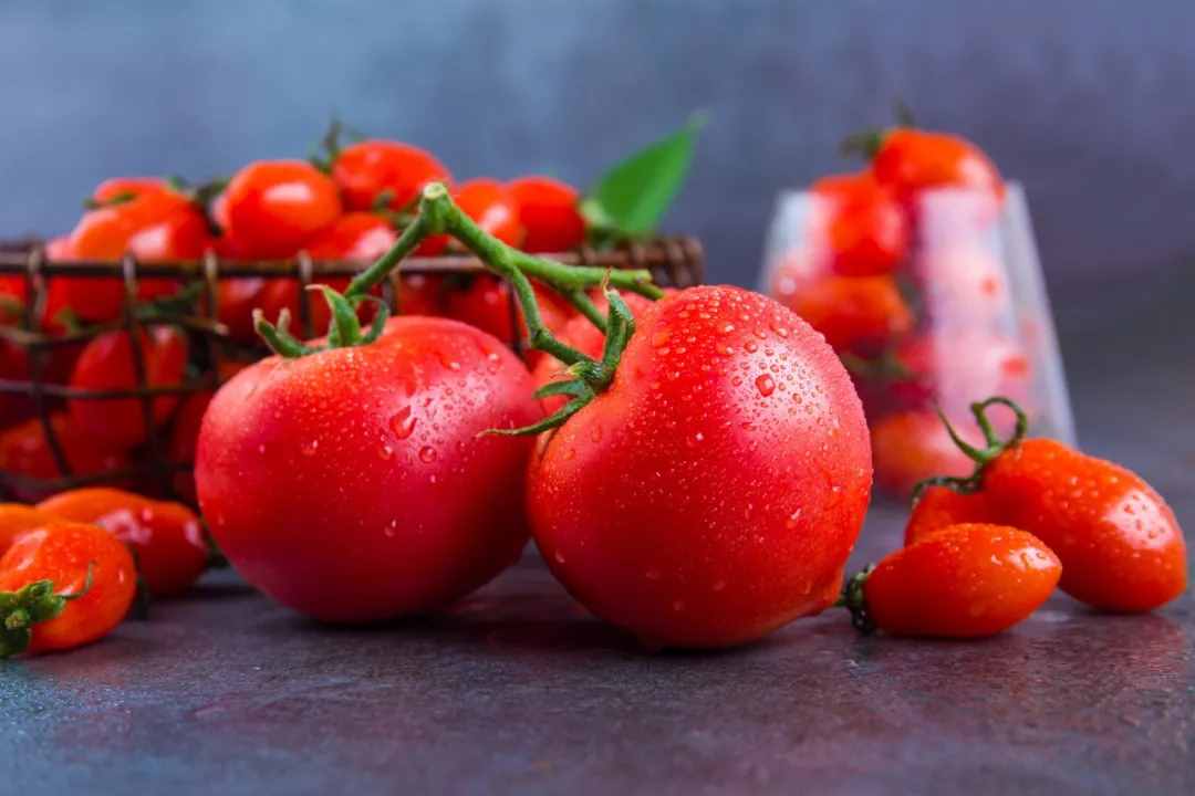 你的防曬被TA們承包了，4種防曬食物讓你美白一“夏”