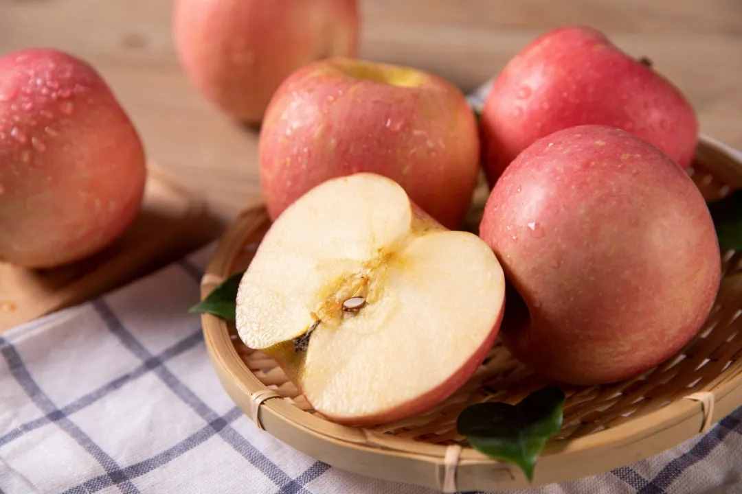 你的防曬被TA們承包了，4種防曬食物讓你美白一“夏”