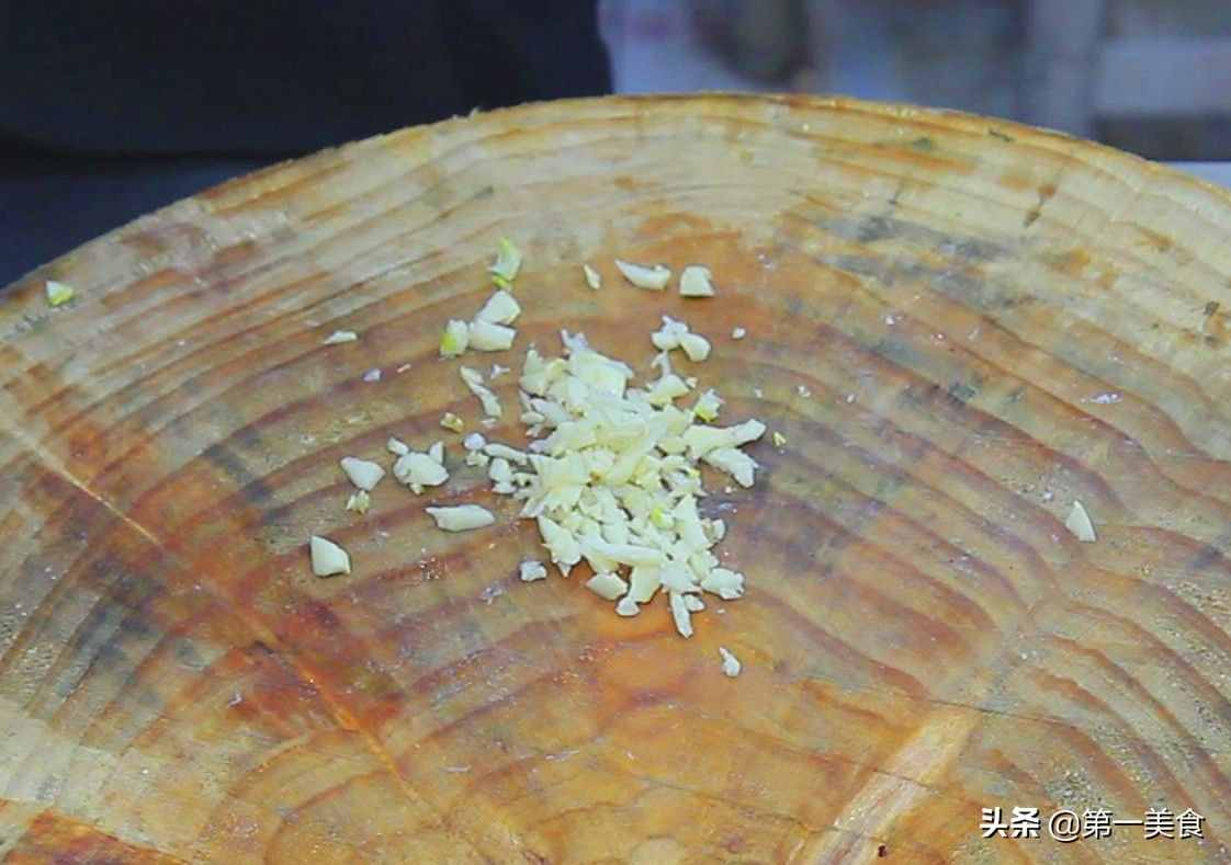 宮保雞丁家常做法，學(xué)會(huì)這個(gè)做法，想吃可以在家做，不用去飯店了