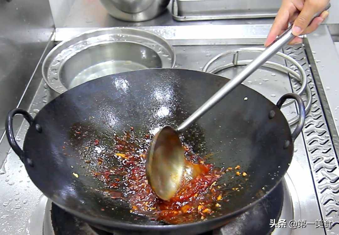 宮保雞丁家常做法，學(xué)會(huì)這個(gè)做法，想吃可以在家做，不用去飯店了