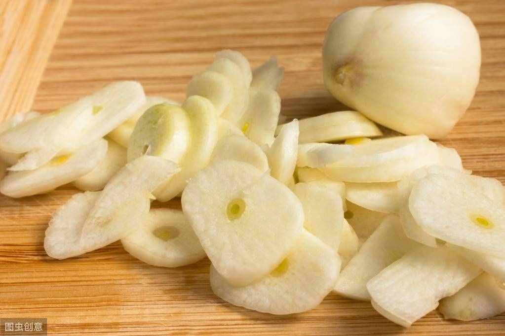 祛斑|大蒜祛斑的簡單方法