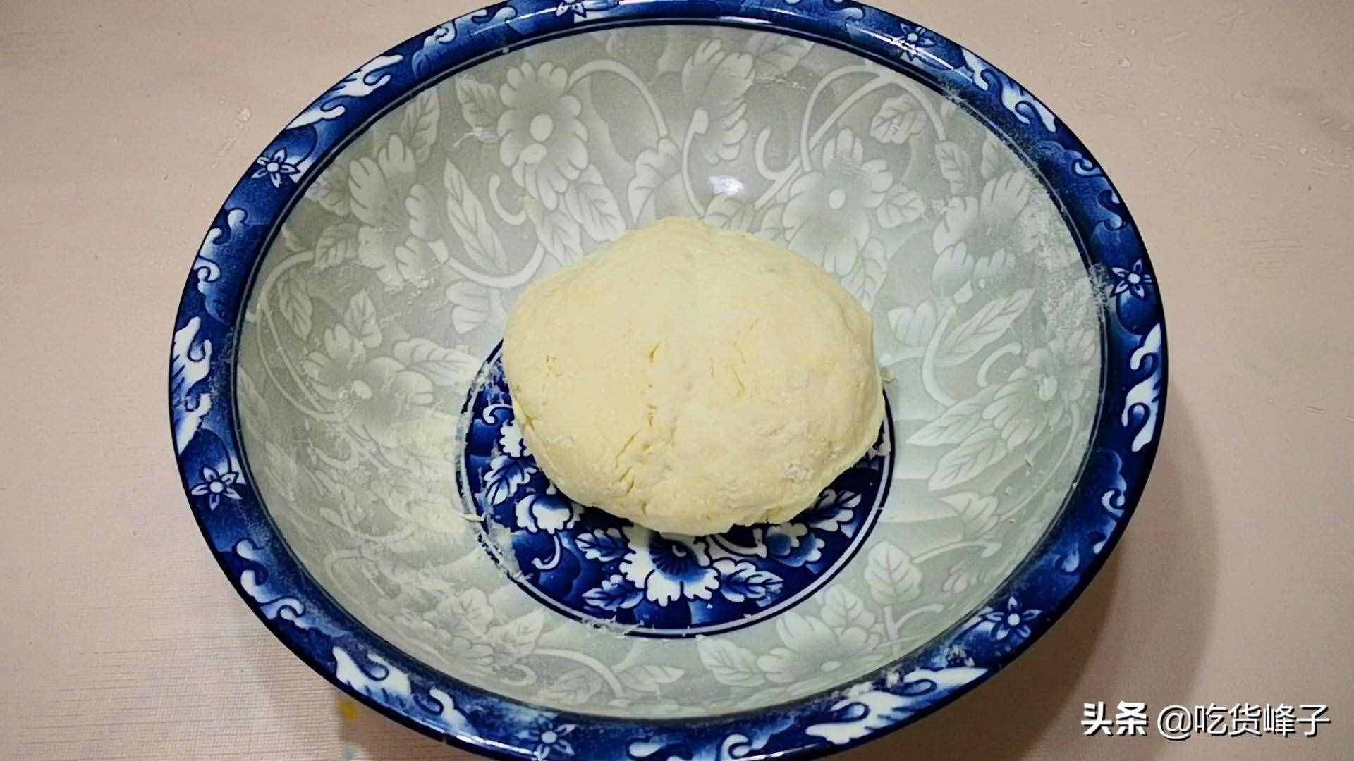 芹菜餃子怎么做才好吃呢？原來有秘訣，我家最愛這樣調(diào)餡，太香了