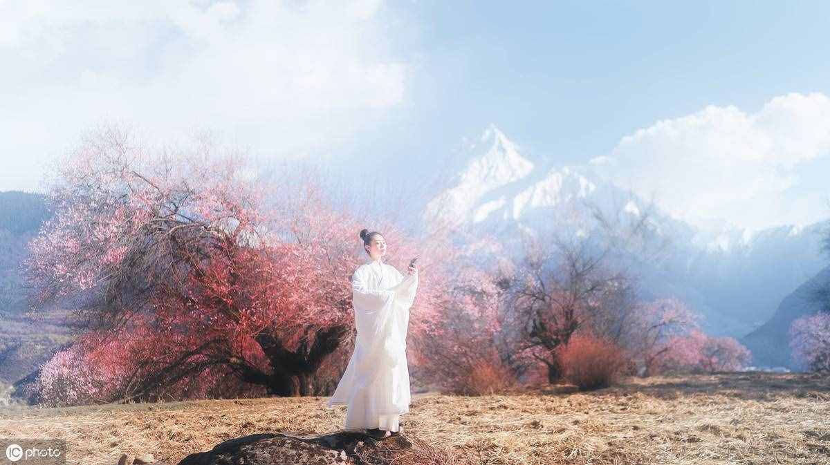 詩仙最灑脫一首詩，結(jié)尾堪稱千古名句，如今人人吟誦，詩仙霸氣