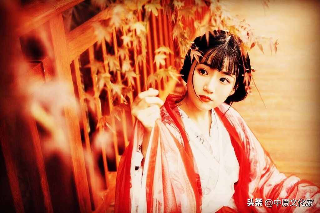 “石榴裙”到底是啥裙？為什么那么多人拜倒在它之下