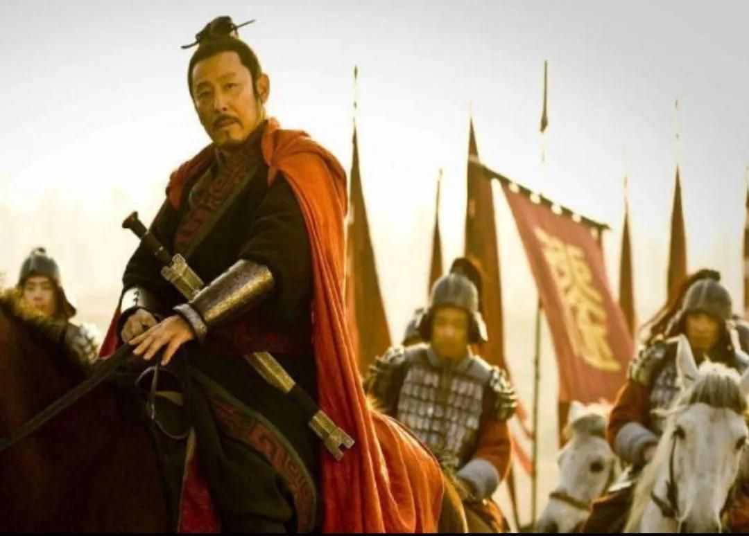 劉邦和項(xiàng)羽爭(zhēng)霸，明明項(xiàng)羽更厲害，為什么最后贏的卻是劉邦？
