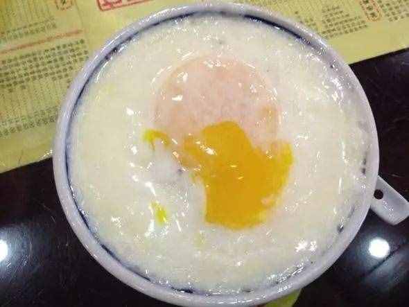 雙皮奶加熱后爆炸，女孩面部毀容，這事真不能怪微波爐！