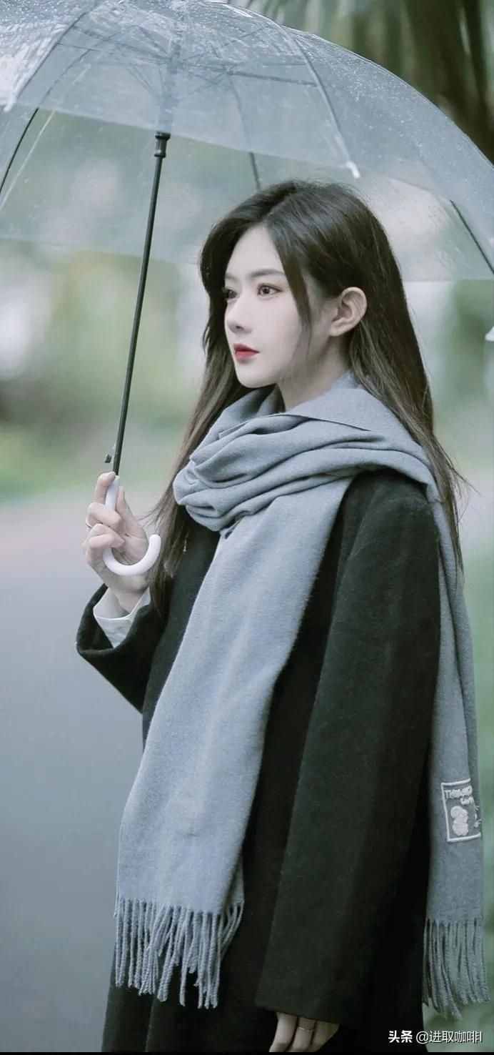 春雨洗禮中的鄰家MM如花盛開，恬靜從容
