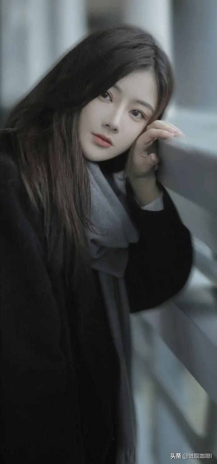 春雨洗禮中的鄰家MM如花盛開，恬靜從容