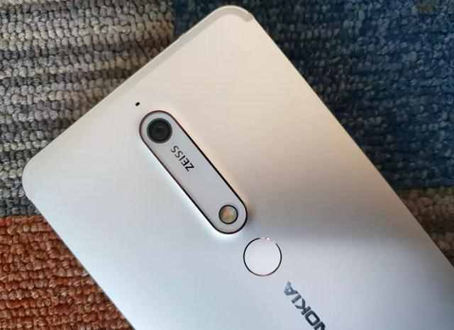 諾基亞為何寧可逐漸沒落也不采用Android系統(tǒng)？長知識了