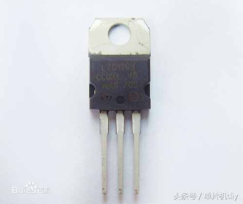 三端穩(wěn)壓管的使用方法講解，輕松實現(xiàn)5v12v17v電源設計