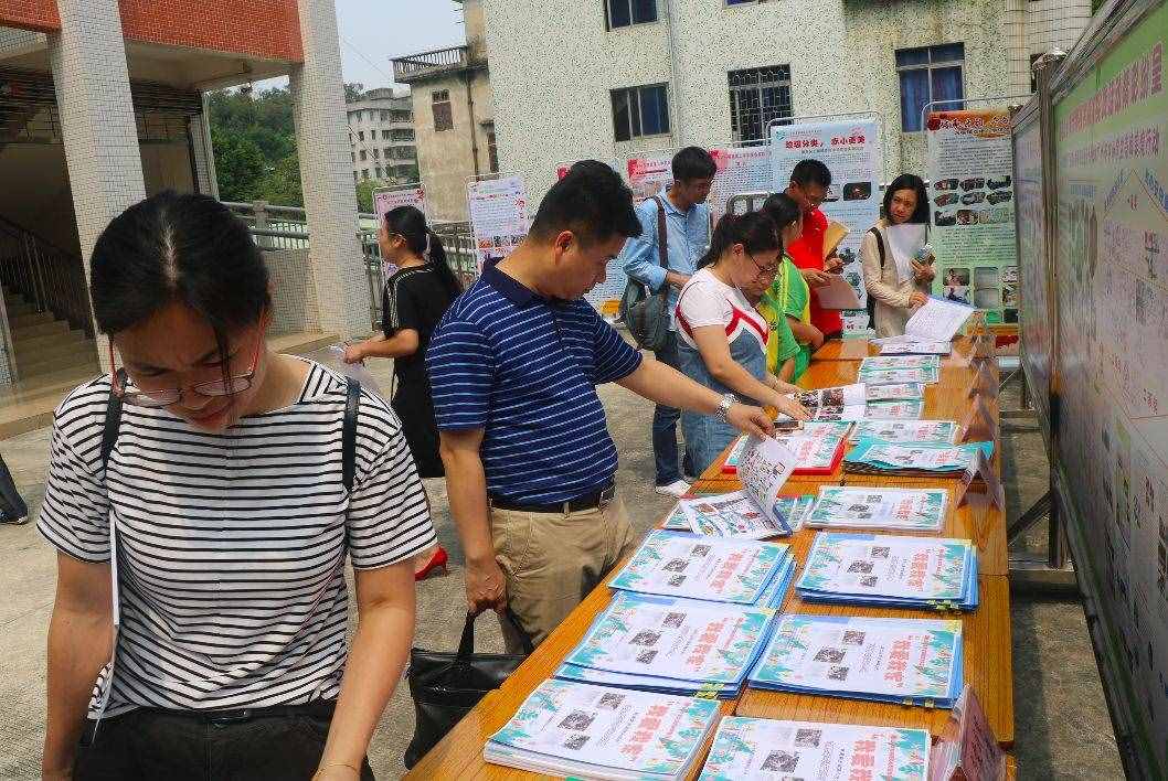 番禺｜雙課例，齊綻放 ！蓮花山小學(xué)這場教研活動大不同！