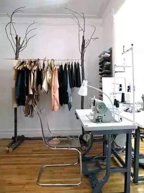 自己做個(gè)這種衣架，家里衣服不再亂糟糟