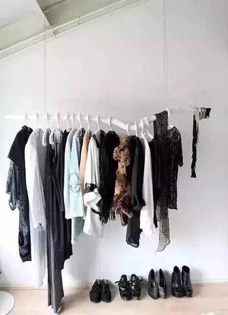 自己做個(gè)這種衣架，家里衣服不再亂糟糟