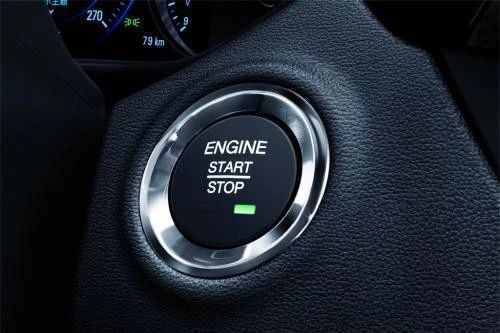 愛車泡了水怎么辦？別慌！趕緊這樣做，車子還能開損失降最低