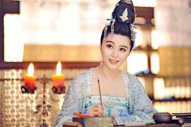 范冰冰李晨分手和吳鐵軍結(jié)婚真的嗎 范冰冰懷孕了嗎？