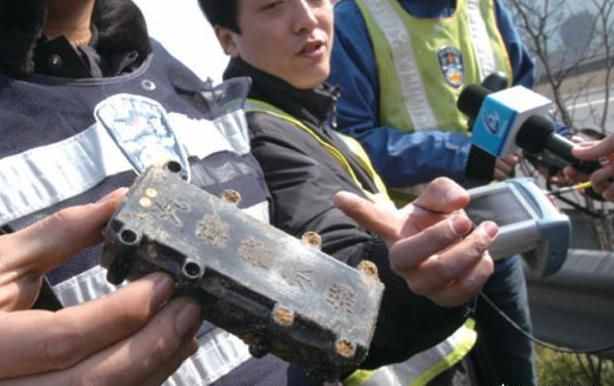 汽車安裝電子狗有利有弊，究竟應(yīng)該禁止還是提倡？