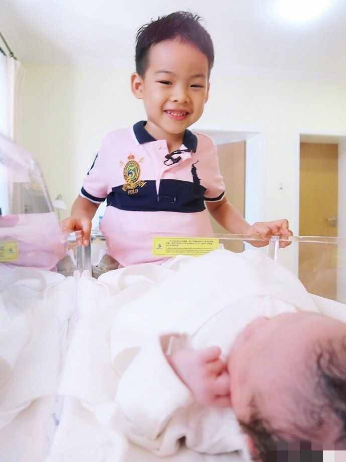 奧運(yùn)冠軍劉璇老公自曝曾結(jié)過四次婚？結(jié)尾揭露：娶的都是同一個她