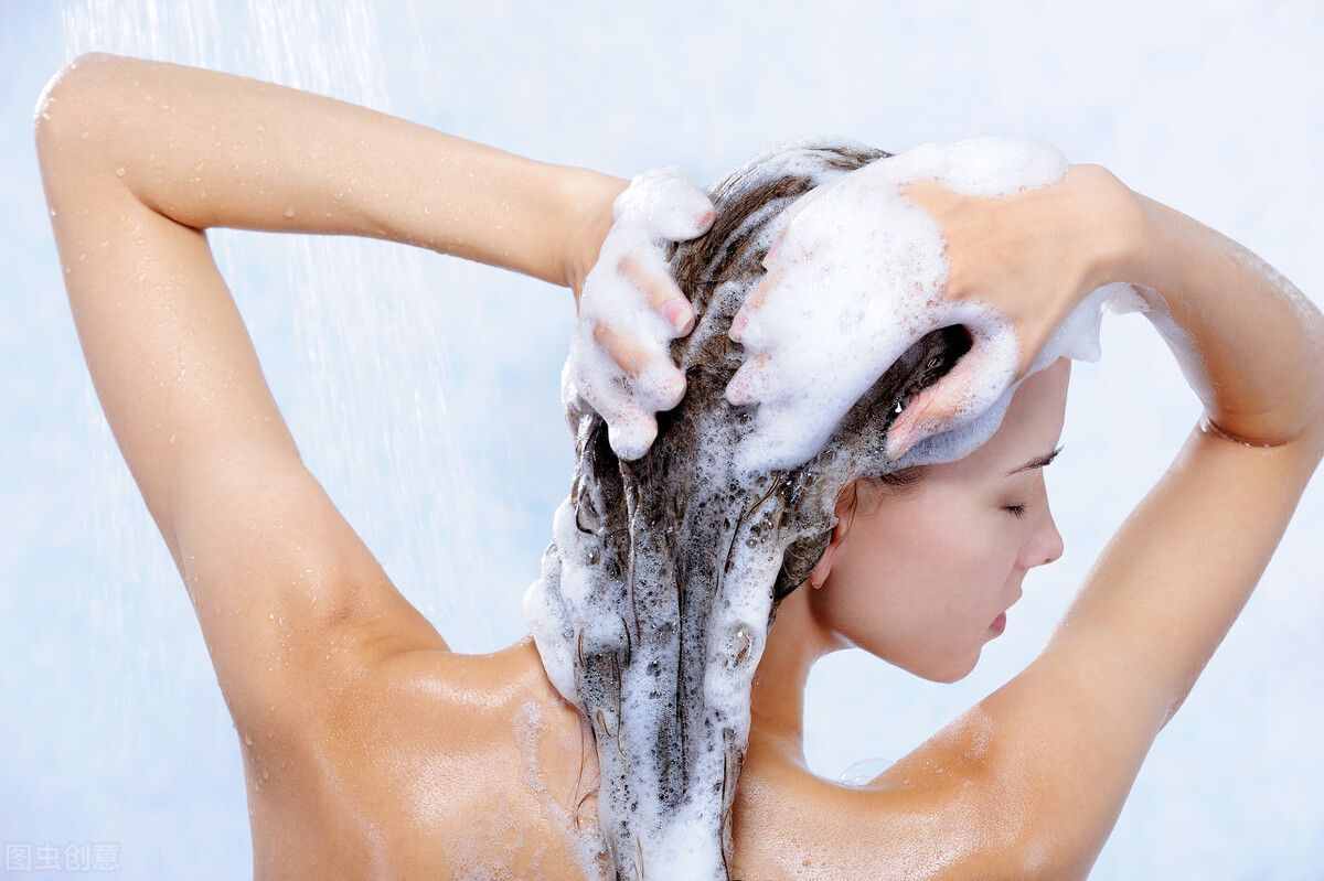 女性來月經(jīng)時不能洗頭嗎？別瞎想了，這4件事才是應(yīng)該少做的
