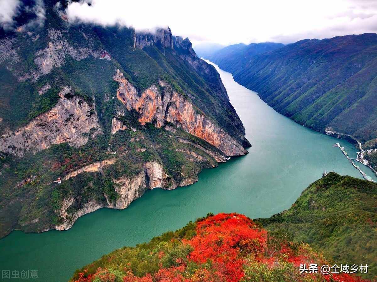有水的峽谷，往往以三峽自稱，我們經(jīng)常說的“三峽”到底是哪三峽