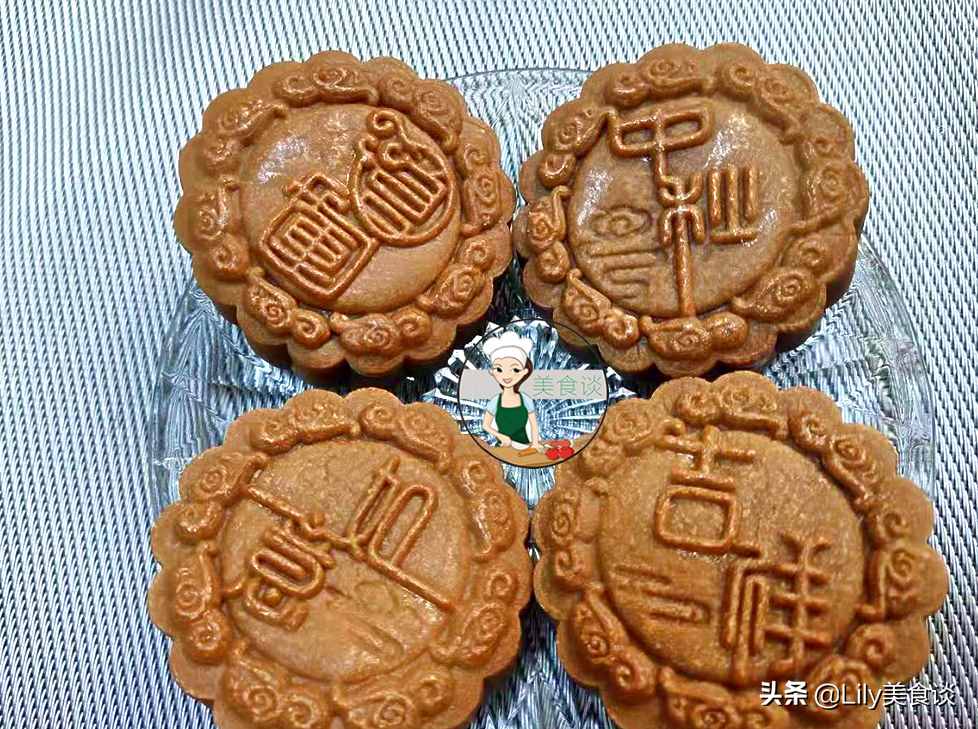 原來做月餅這么簡單，配方簡單零添加，比買的還香，一次性就成功