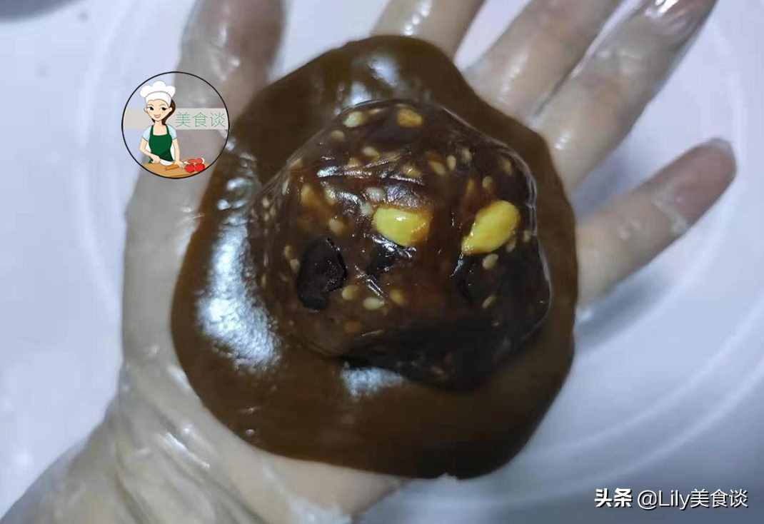 原來做月餅這么簡單，配方簡單零添加，比買的還香，一次性就成功