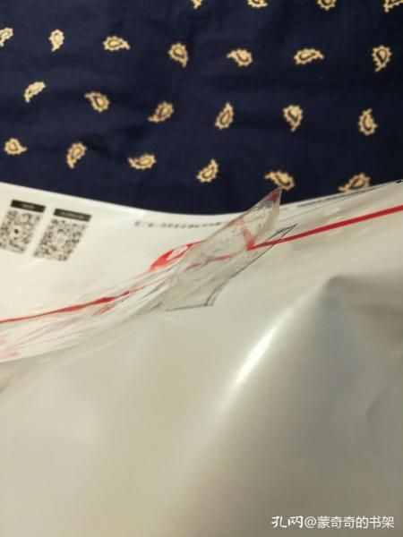 圖書怎樣打包？特別是精裝本，一旦書角磕碰，品相就不可逆了