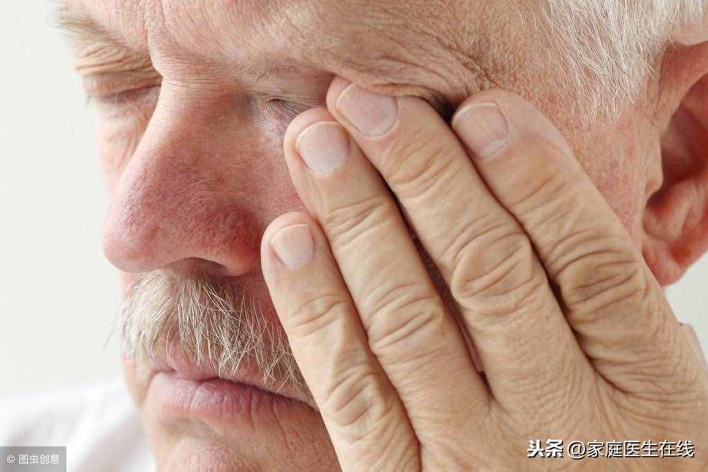 眼睛干澀怎么辦？別急著滴眼藥水，6個簡單方法能幫你緩解
