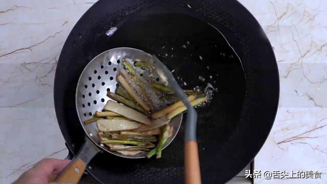 正宗四川擔擔面做法，超詳細的做法，吃上一口就會愛上它