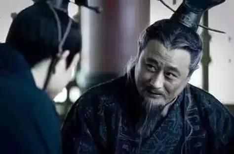 李斯下場(chǎng)比商鞅慘多了，死法令人毛骨悚然，但臨終遺言卻感動(dòng)后人