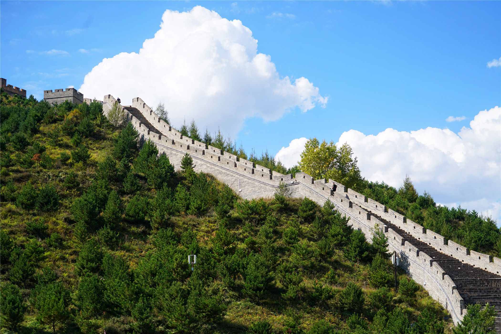 山西雁門關(guān)，被稱為中華第一關(guān)，這里的長城全長8848米