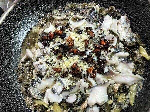 在家做酸菜魚這樣做，秒變米飯殺手