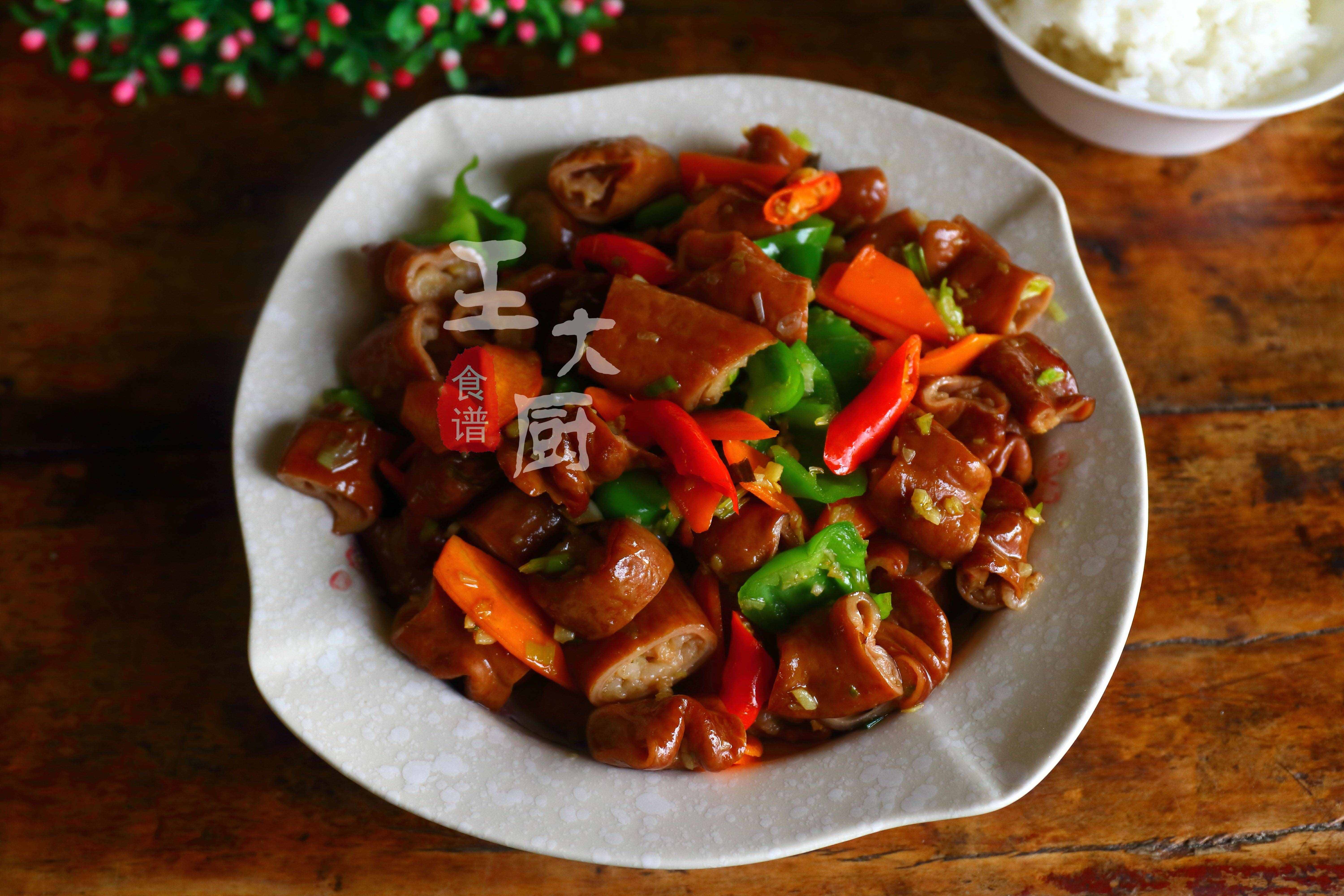 大廚教你做簡(jiǎn)單又好吃的溜肥腸，一步一步來，保證能學(xué)會(huì)