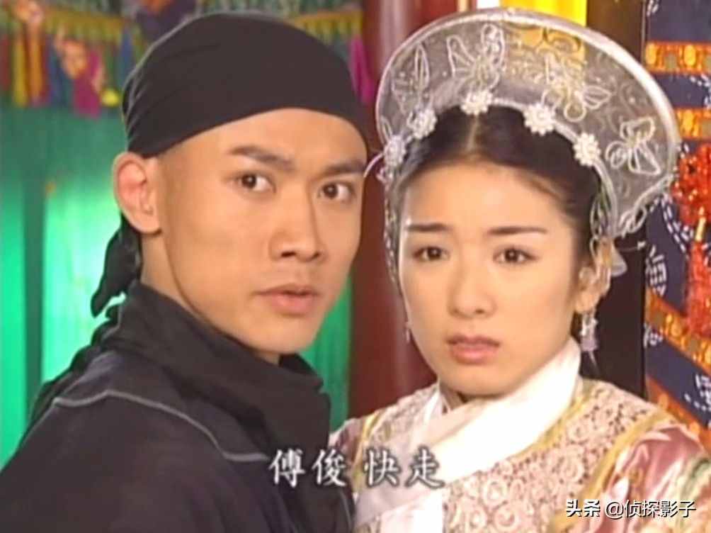 《龍鳳奇緣》有四條感情線，楊蘭兒認(rèn)錯(cuò)未婚夫，她愛(ài)上了公公