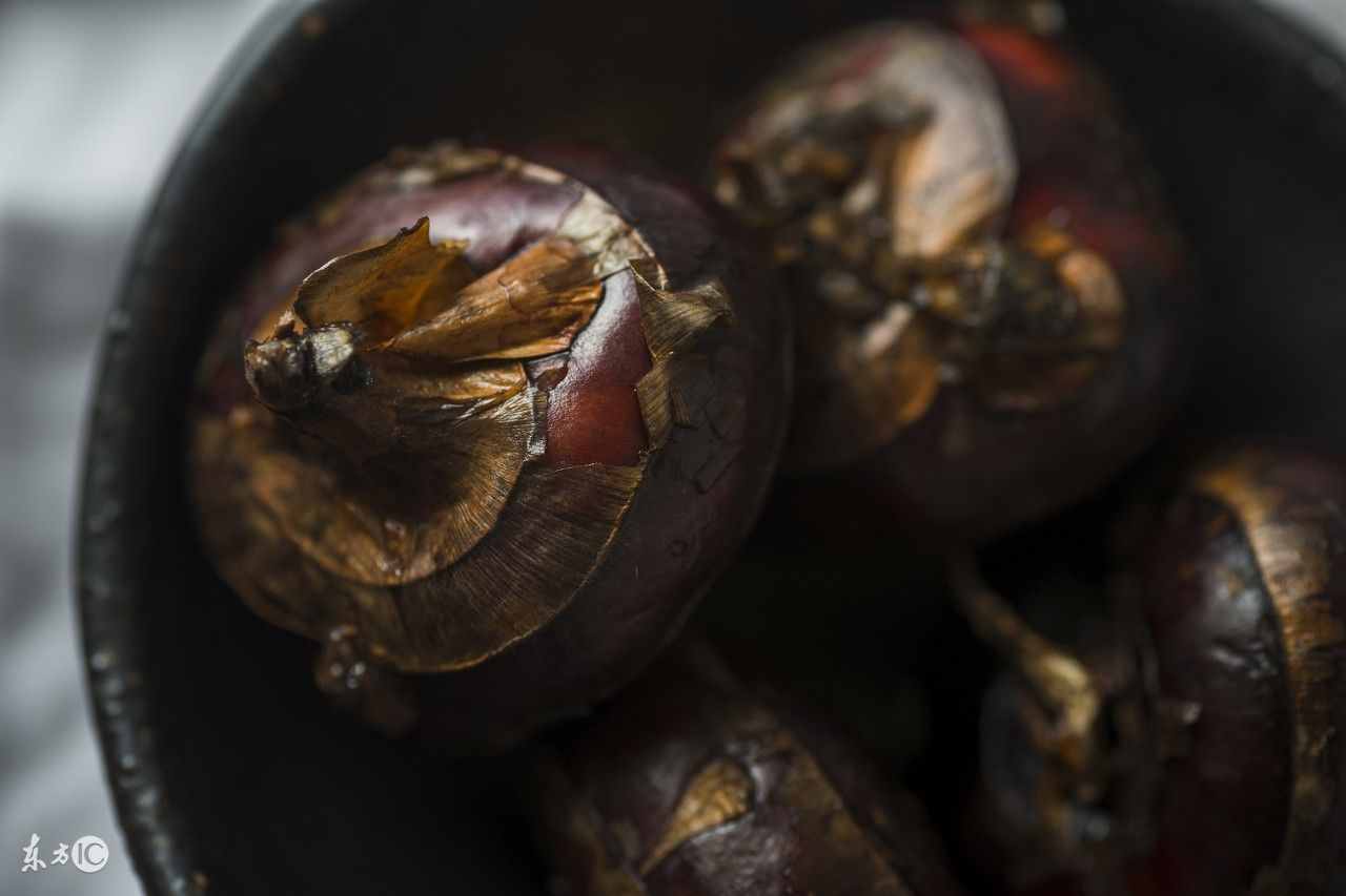 荸薺：個(gè)頭小營(yíng)養(yǎng)大，有江南人參之稱