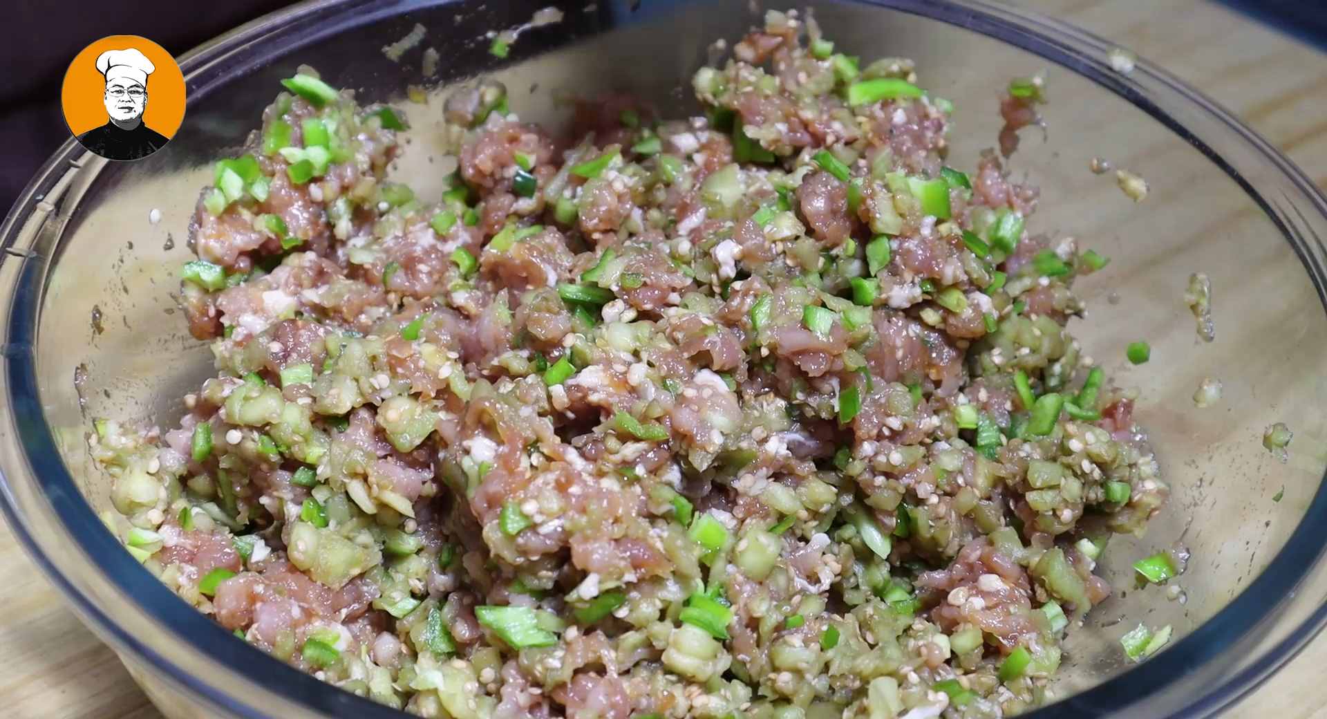 茄子包餃子，原來這么好吃，鮮香味美不油膩，皮薄餡大又解饞