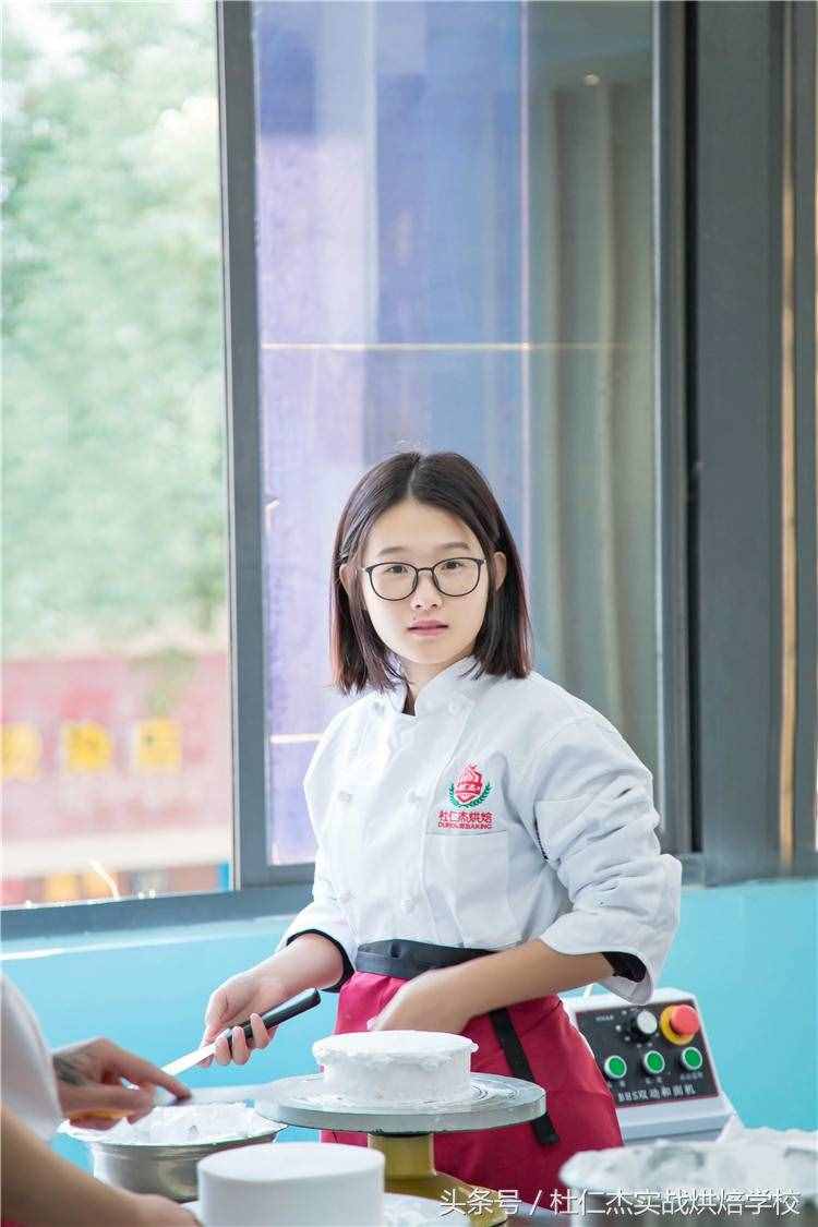 什么是西點師 西點師一般月薪多少錢？