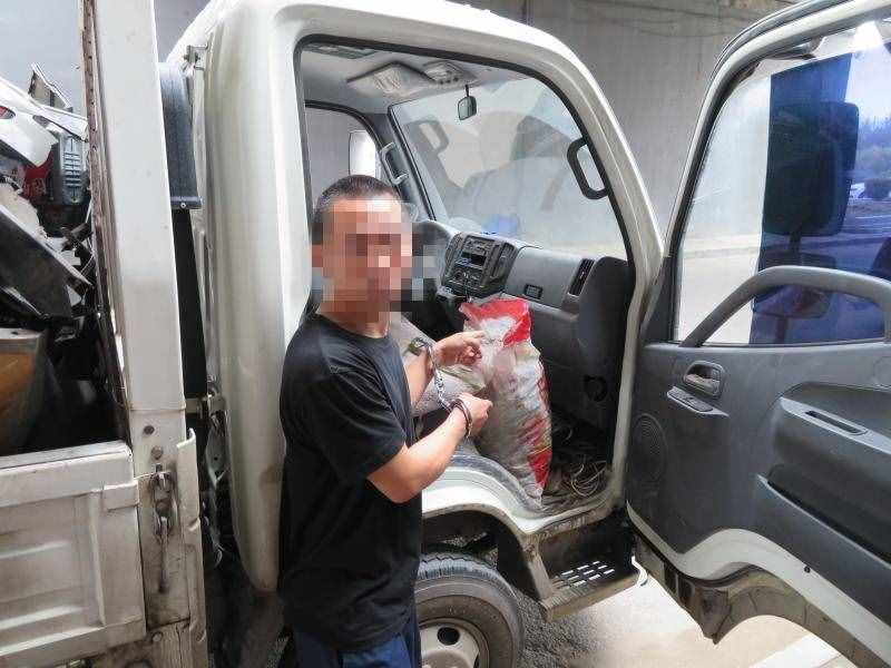 鹿泉警方打掉一個盜銷駕校汽車零部件團伙