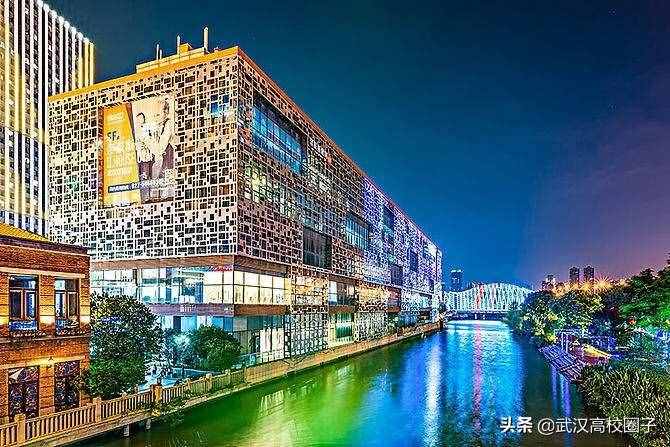 世界上最長(zhǎng)的步行街，耗資500億修建，而且就在湖北武漢