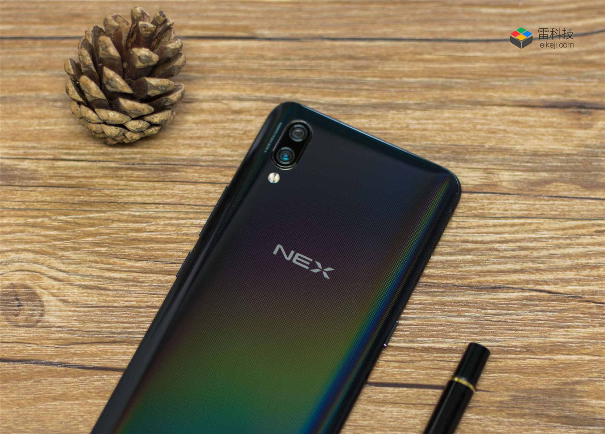 vivo NEX深度評(píng)測(cè)：這就是我們想要的未來(lái)手機(jī)？