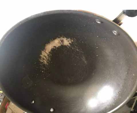 德國(guó)百年品牌蜂窩炒鍋，煎蛋不用油，刷鍋還不怕鋼絲球？