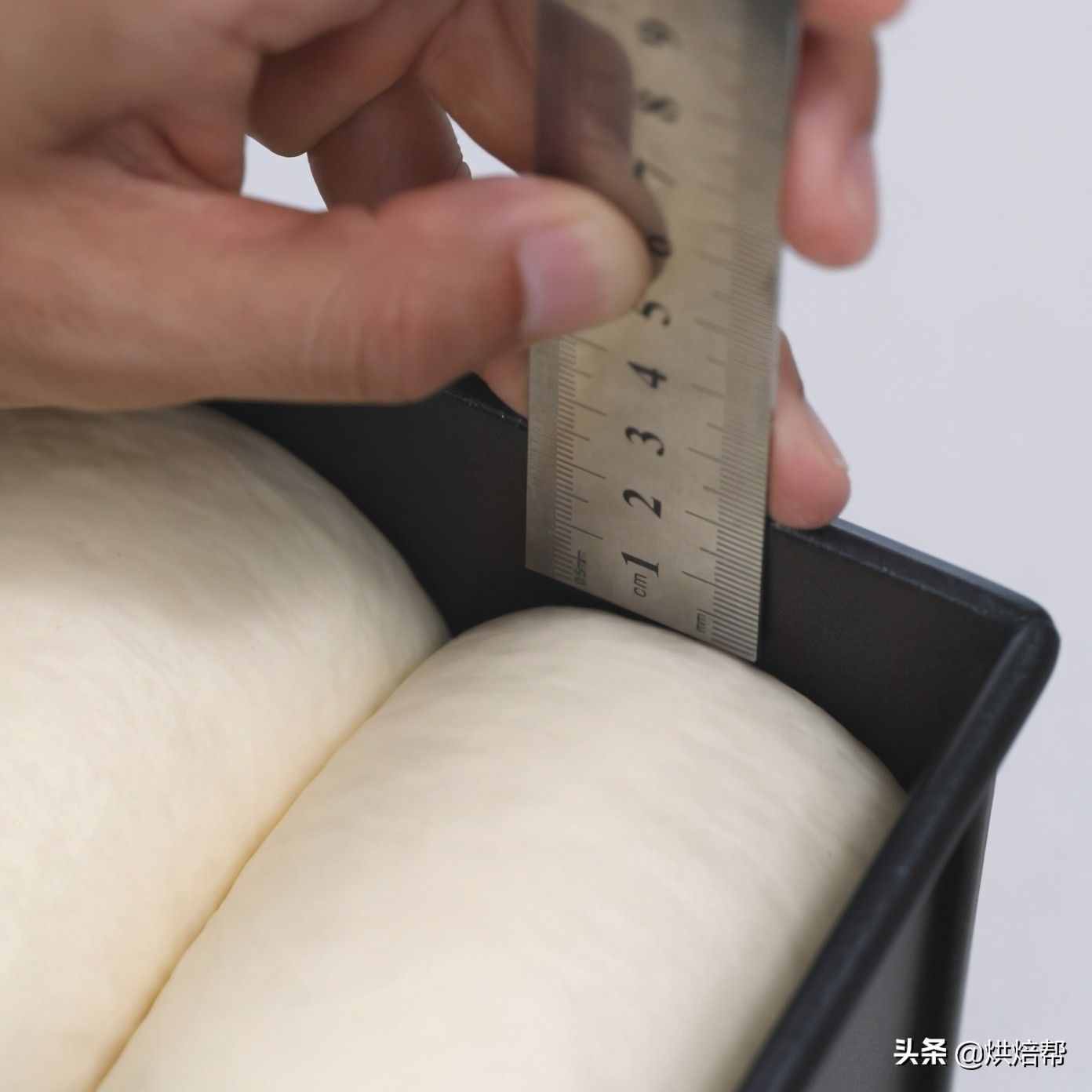 日本超火的“生吐司”是個啥？和普通吐司有啥區(qū)別？漲知識了