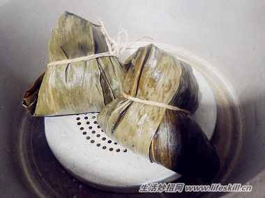 冷凍粽子快速加熱，美味不打折！