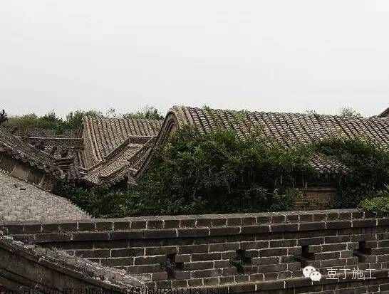 科普丨女兒墻為什么叫女兒墻？