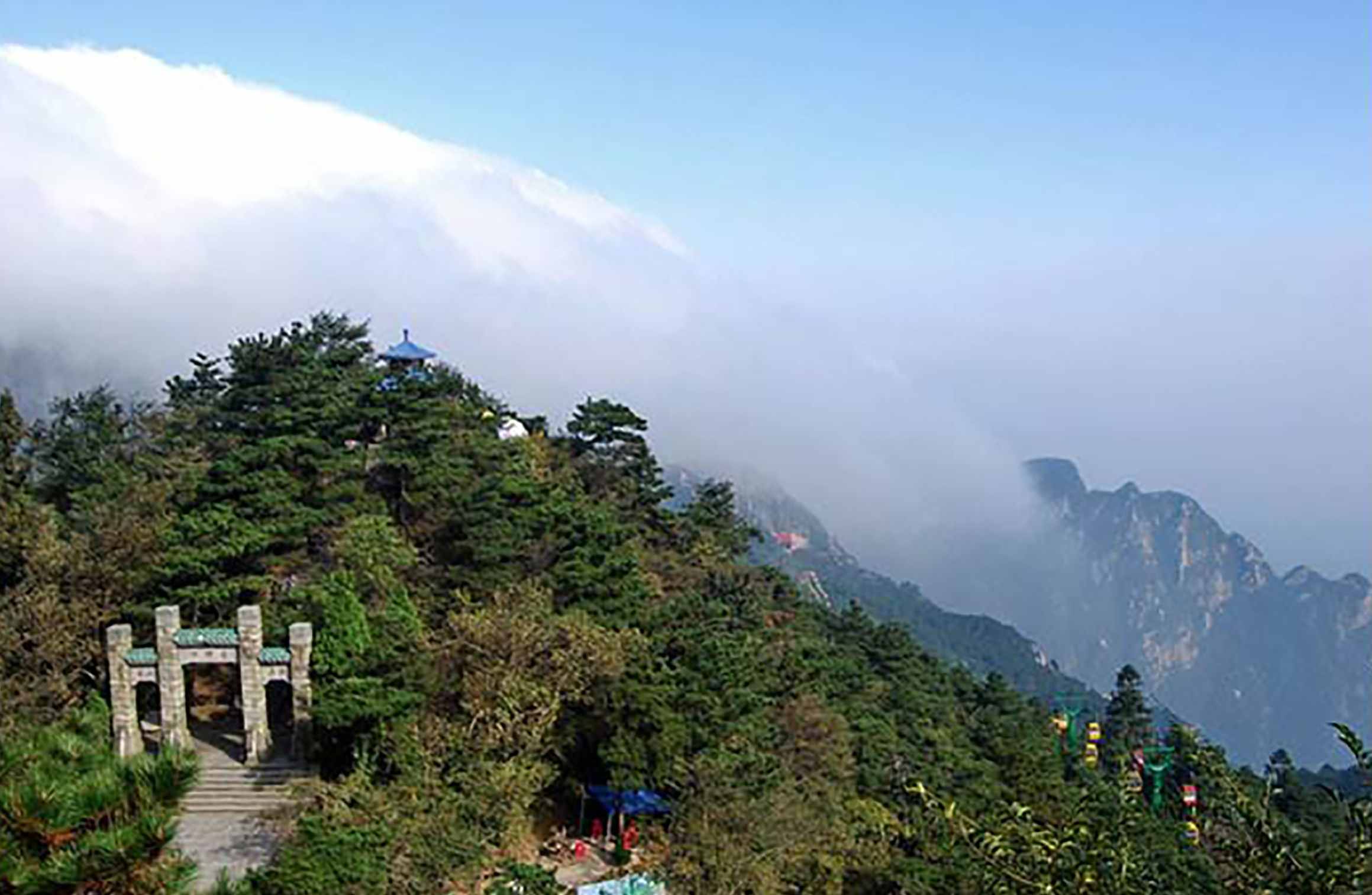 江西廬山，不僅奇秀甲天下，更是一座文化名山