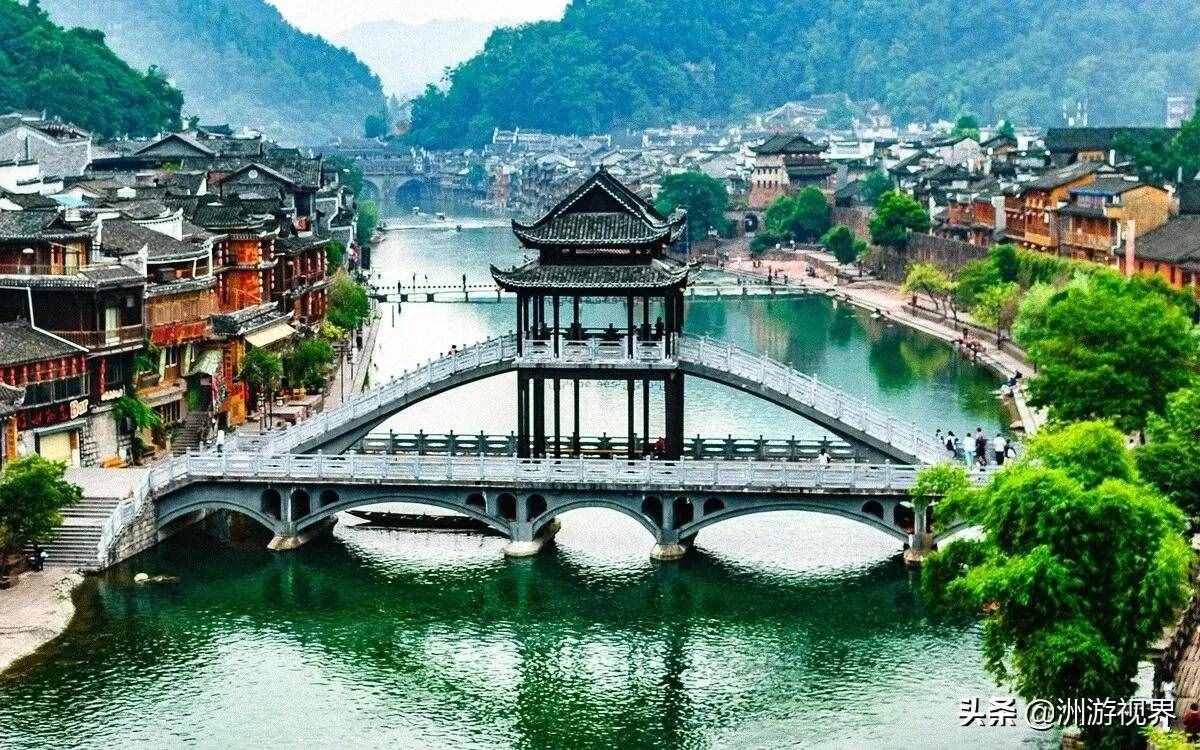 鳳凰古城精華游路線推薦，縱覽9大必打卡景點(diǎn)，探秘特色民俗文化