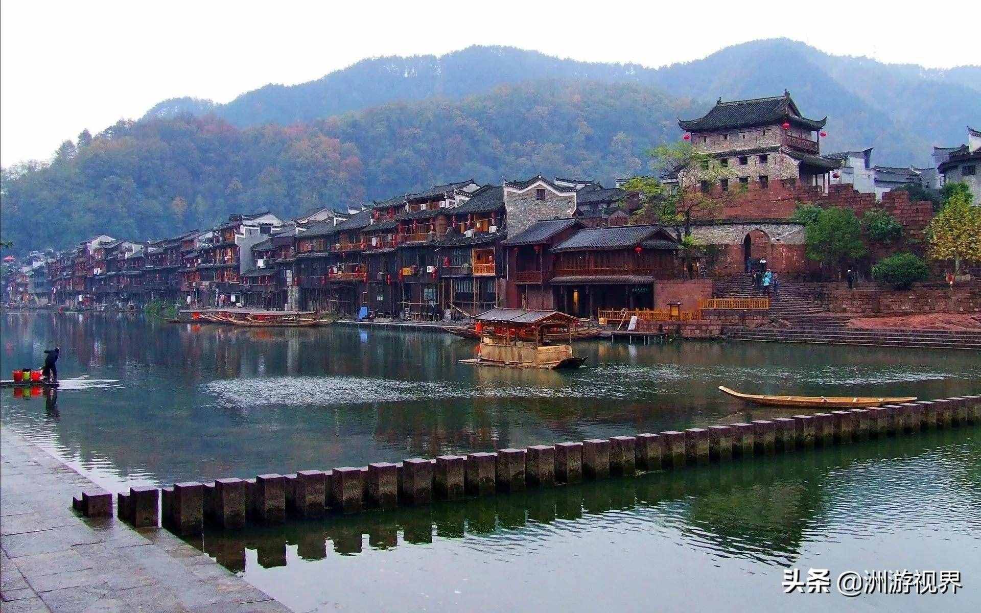 鳳凰古城精華游路線推薦，縱覽9大必打卡景點(diǎn)，探秘特色民俗文化